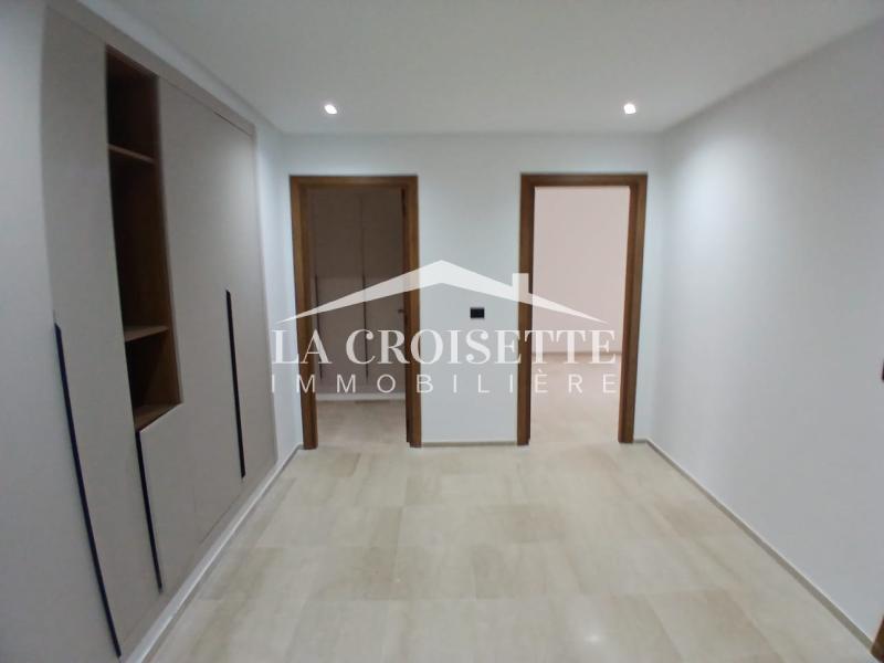 Appartement S+3 avec chambre de service aux Jardins de Carthage